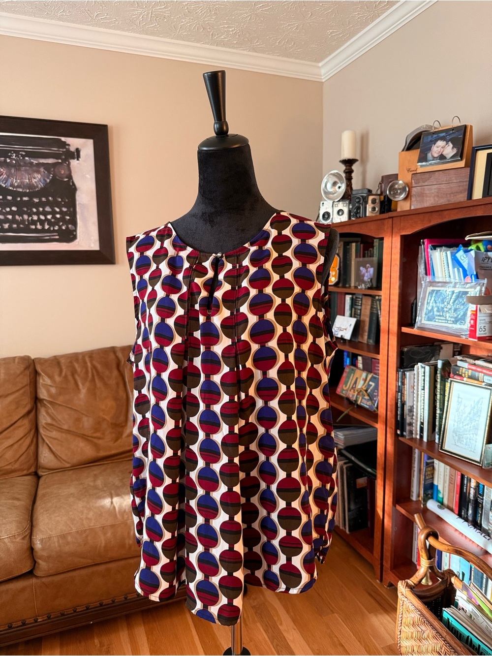 Nine West Sleeveless Geometric Print Blouse in Navy, Burgundy, Cream